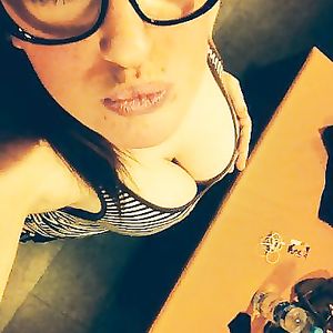 salope facebook gros seins - teen