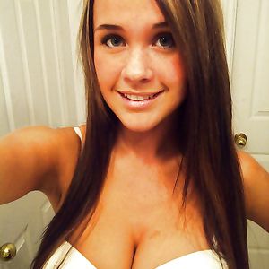 Cute busty girls - amateur