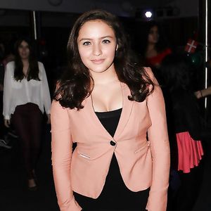 iranian slut Annahita - tits