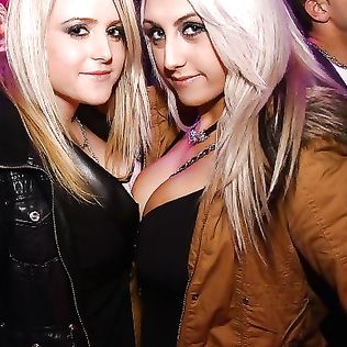 busty partygirls from the clubs 006