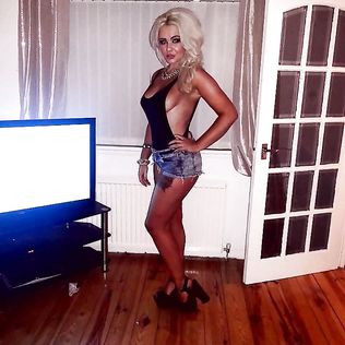 Would you empty your balls in posh chav Melissa P?