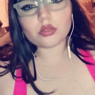 Sexy big titted nerd