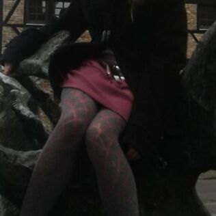 nylons and sexy legs babe