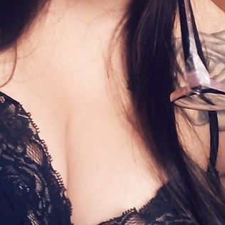 Sexy nerd with big tits