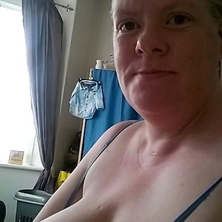 Randy Blackpool chick 42 big tits horny as f**k