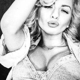 Blonde Big Tits - blonde