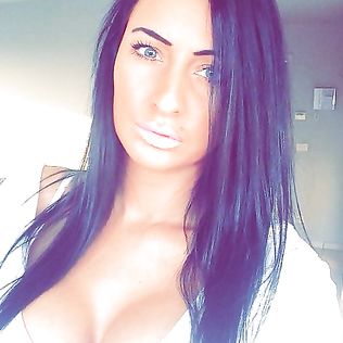 salope facebook chaude - big boobs