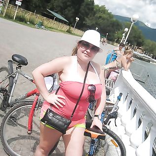 Busty Russian Woman 2285 - big boobs