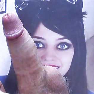 Hannah Mynx cockwhoreship - handjob