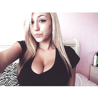 Busty Amber Costello - amateur