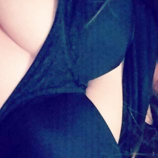 Shy Chubby Selfieslut Shows Big Tits - slut