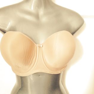 Big bras 9 - non-porn