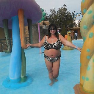 Busty Russian Woman 2330 - big boobs