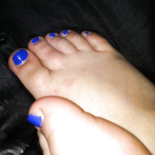 Wifey's Sexy Blue Toes - brunette