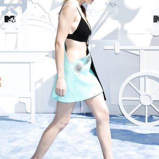 Halston Sage - celebrity