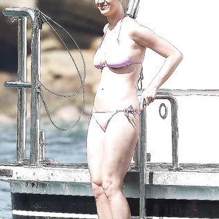 Katy Perry Sexy Bikini Sydney Harbour - big boobs