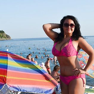 Busty Russian Woman 2354 - big boobs