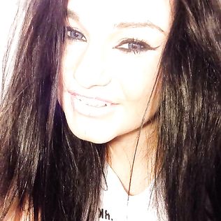 denisa hot - brunette