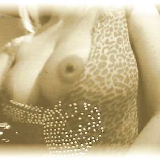 Hot yellow filter - big boobs