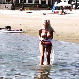 Courtney Stodden Topless at the Beach - big boobs