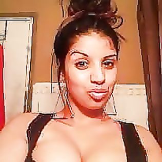 Beurette Gros Airbag II - big boobs