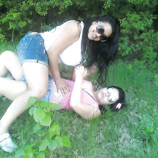 Busty Romanian Gipsy - amateur