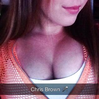 Big tits AND a big butt - teen